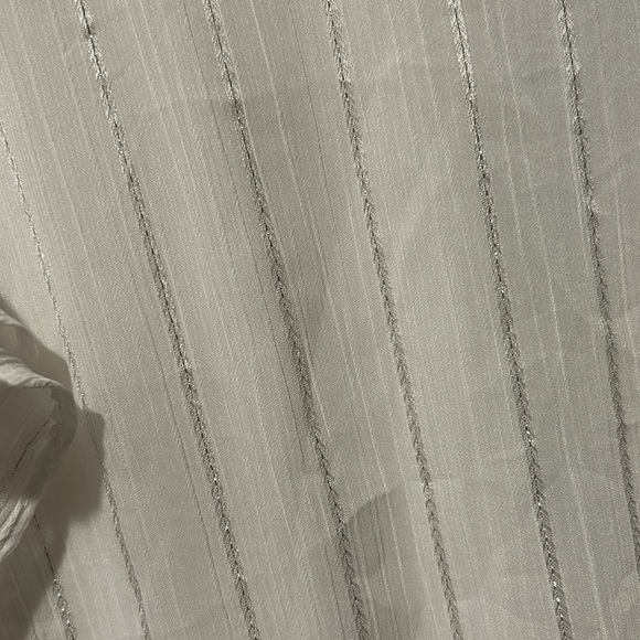 Vera Wang long sleeve top - Picture 2 of 5